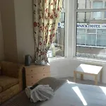 Lynwood Hotel